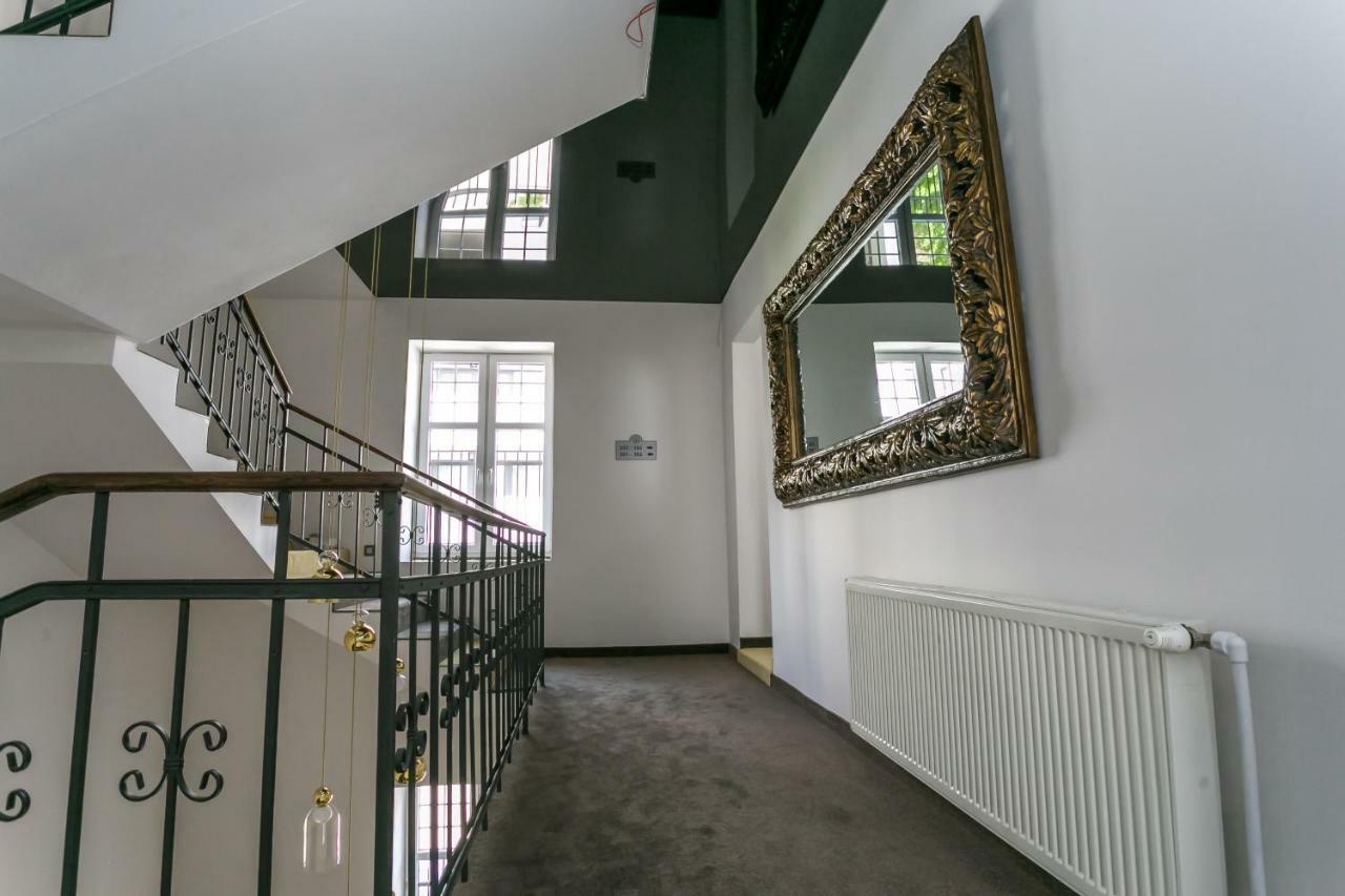 Apart Hotel Golden Apartments Košice Exteriör bild