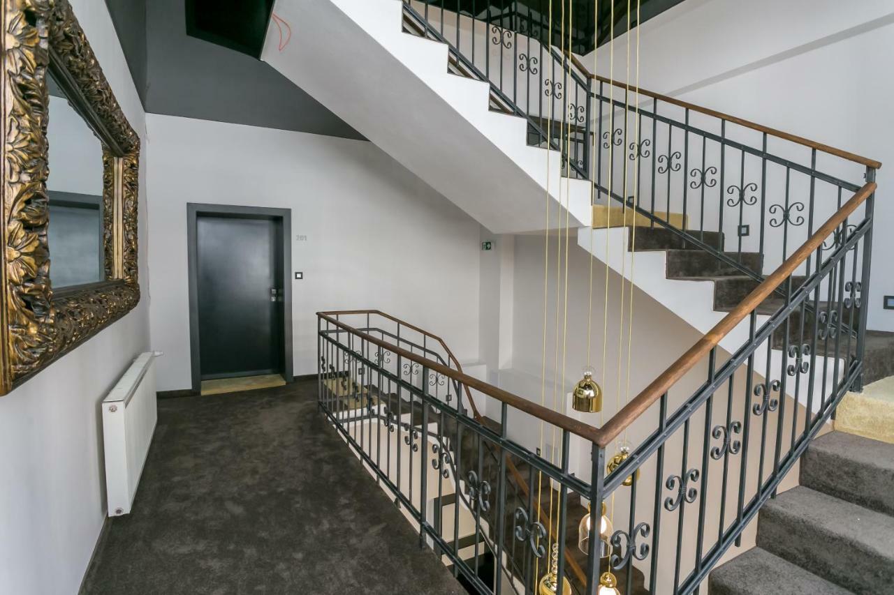 Apart Hotel Golden Apartments Košice Exteriör bild