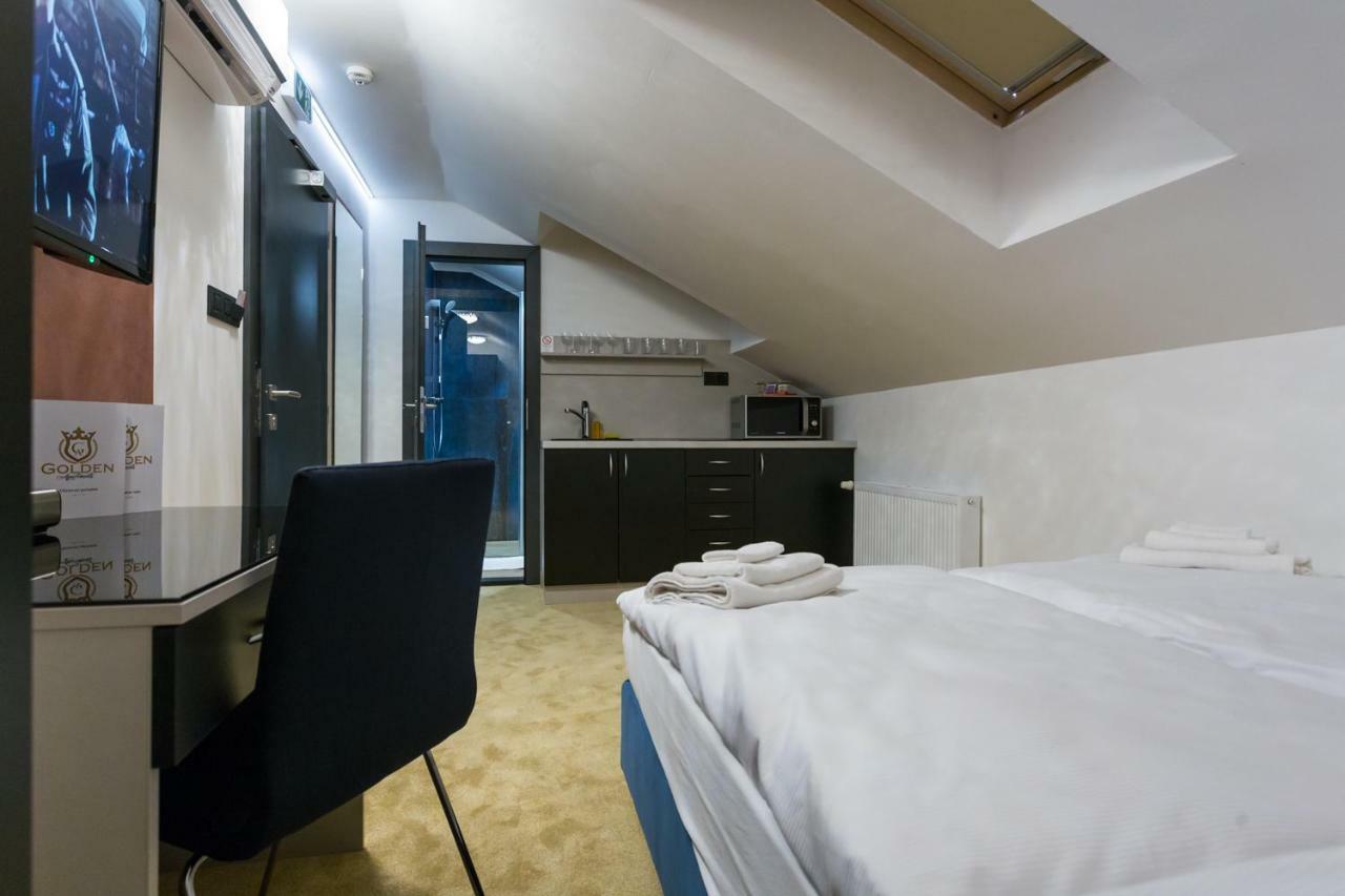Apart Hotel Golden Apartments Košice Exteriör bild